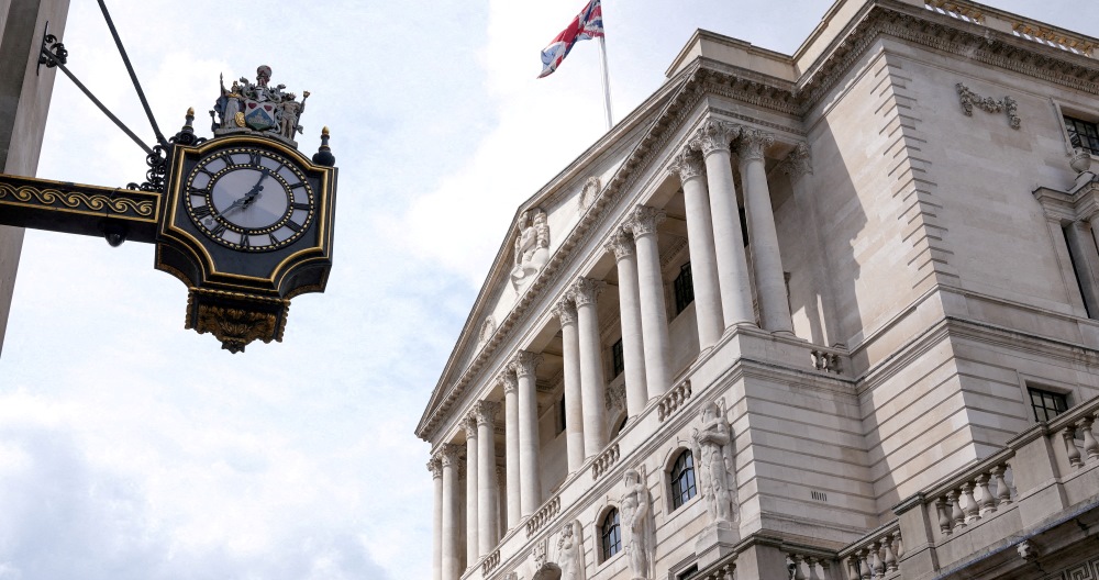 Banka e Anglise: Britania po perballet me recesionin e saj me te gjate